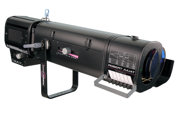 Sully (1156 CW), kaltweiß